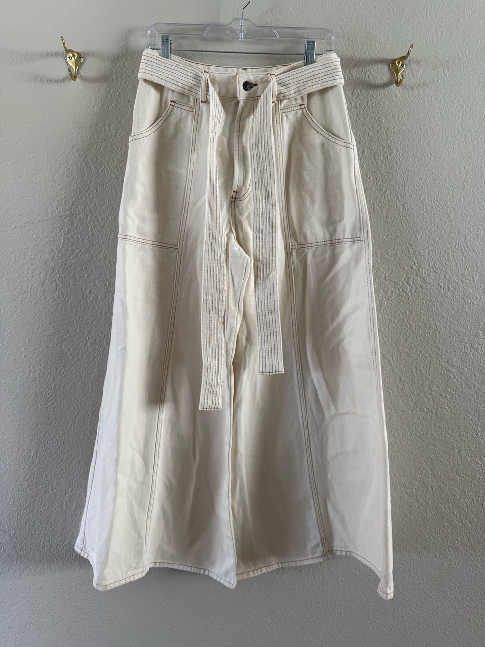 FARM Rio Women’s M Cream Denim Flare Wide-Leg Jeans Pants Belted Pockets Cotton